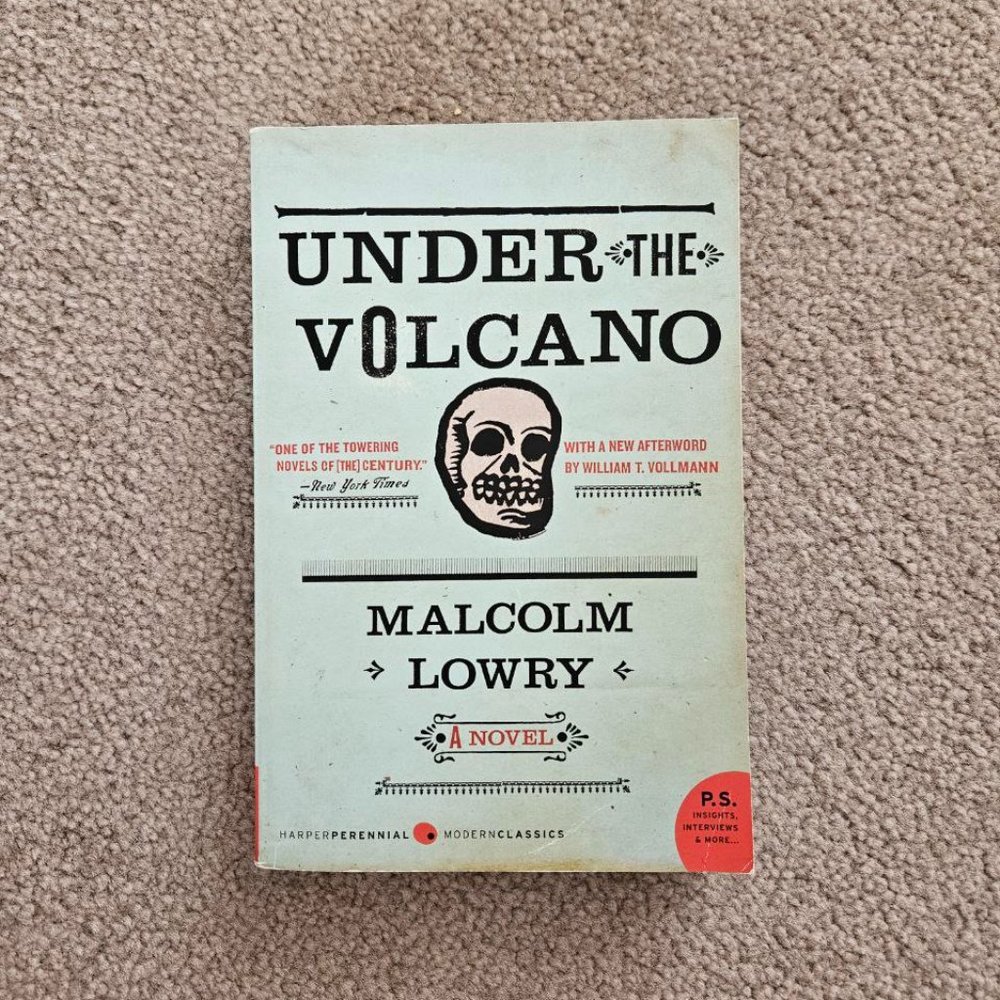 4/$40 Under the‎ Volcano: A Novel by Malcolm Lowry - Paperback